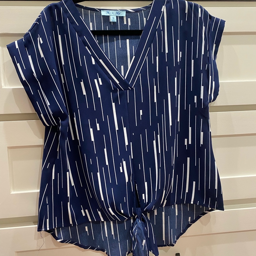 Blue flowy top